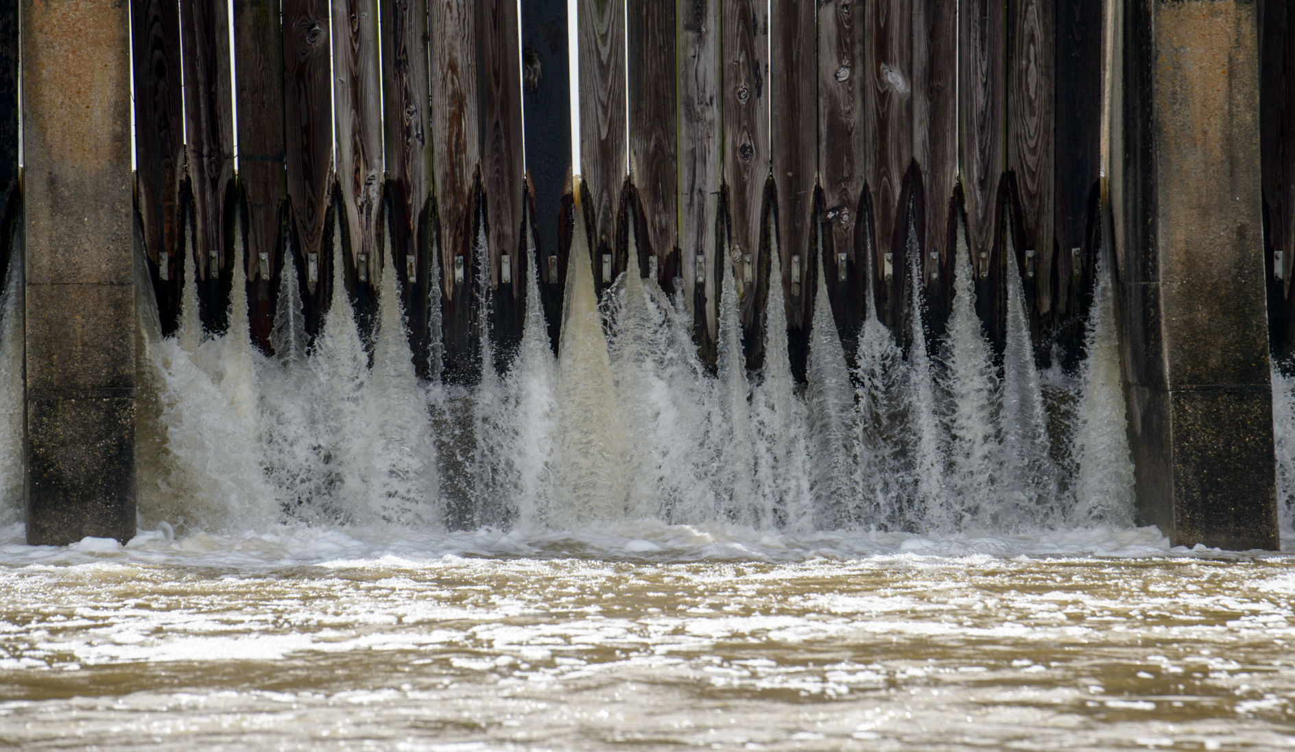 NO.spillwayopens.030918.021